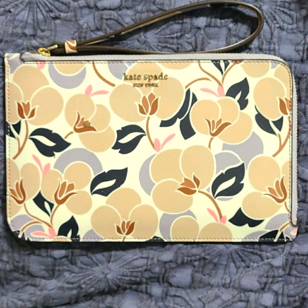 💚KATE SPADE💚WRISTLET💚